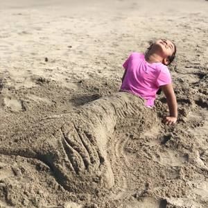 Meet your Posher, Sana